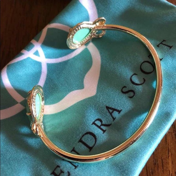 Kendra Scott Andy Gold Cuff Bracelet (New in Box) - Picture 7 of 7